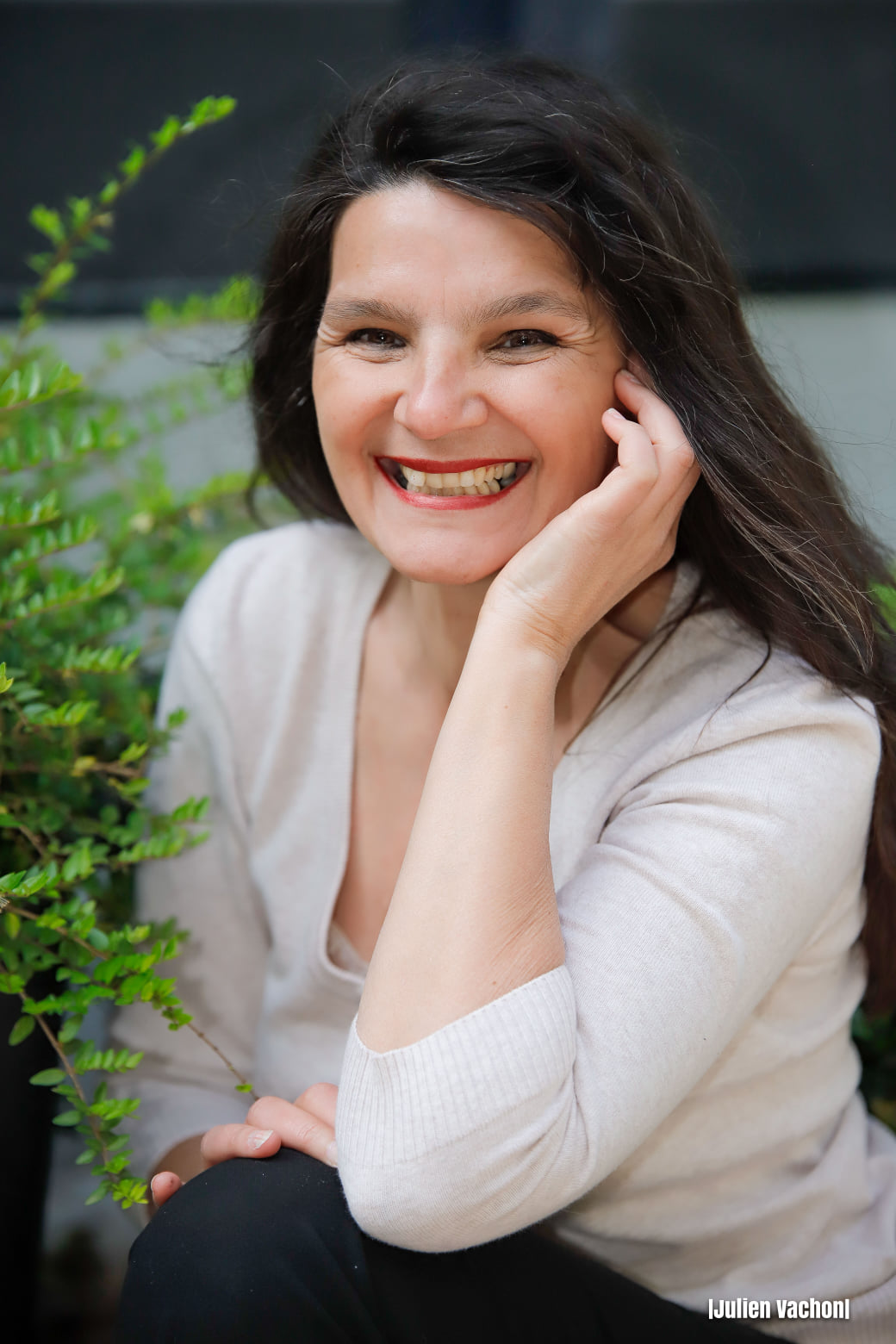 Portrait Safia Livre 2022.jpg