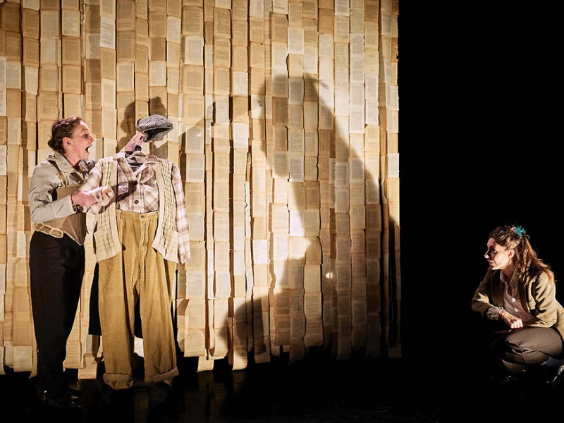 &laquo;&nbsp;La soeur de Shakespeare&nbsp;&raquo; inspiré d'&nbsp;&raquo;Une chambre à soi&nbsp;&raquo; de Virginia Woolf. Un bijou joué au Théâtre &laquo;&nbsp;La flèche&nbsp;&raquo;, sur une adaptation et une mise en scène de Juliette Marie. Une verve théâtrale et poétique portée par des comédiennes de grand talent!