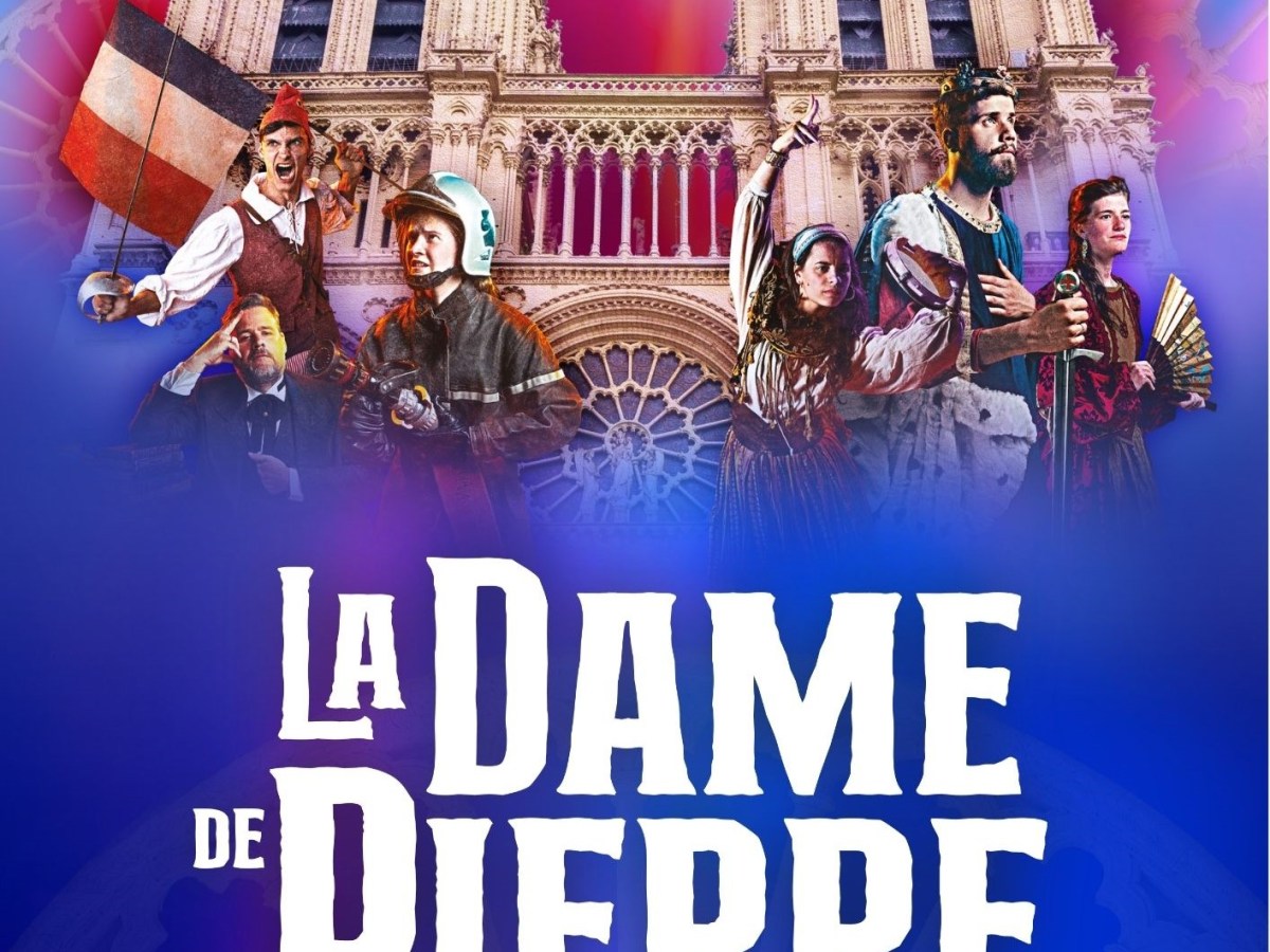 &laquo;&nbsp;La Dame de Pierre&nbsp;&raquo; de Corentin Stemler. Une magnifique fresque scénographique et artistique  produite par &laquo;&nbsp;Symphonia Productions&nbsp;&raquo;. Notre Dame est ainsi rendue à la vie pour notre plus grand enchantement !